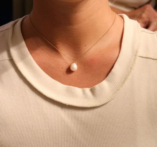 Pearl Necklace with Bezel Charm