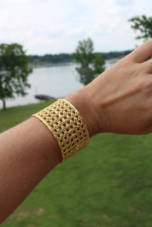 Veranda Caning Cuff