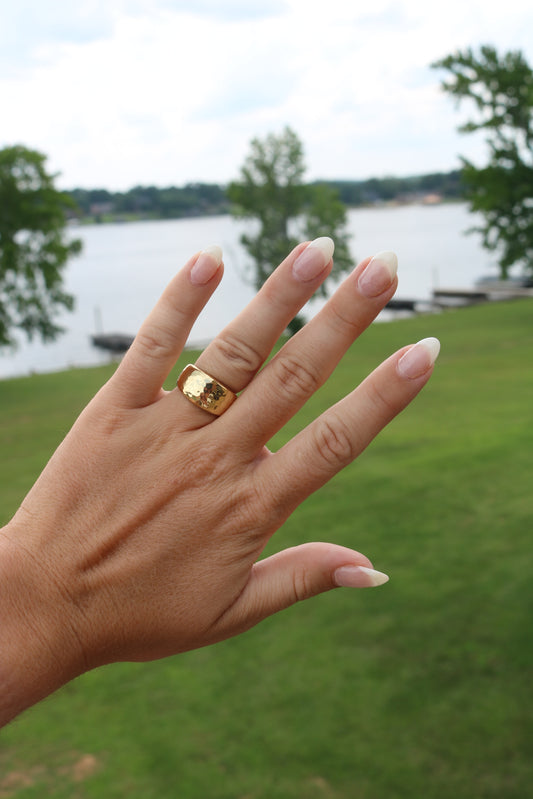 Cleopatra Ring Band